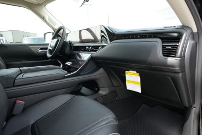 2027 INFINITI QX80 LUXE