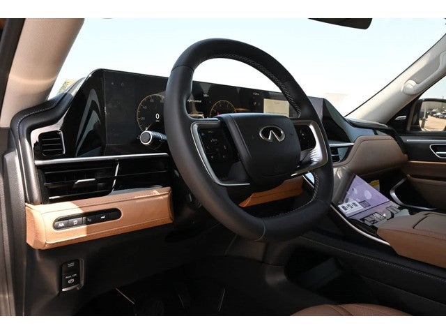 2027 INFINITI QX80 LUXE