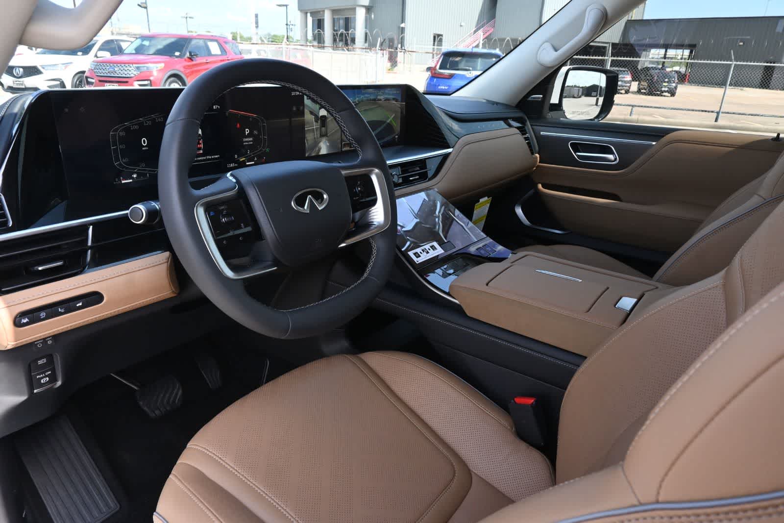 2026 INFINITI QX80 LUXE