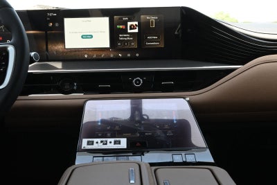 2027 INFINITI QX80 LUXE