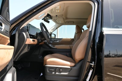 2027 INFINITI QX80 LUXE
