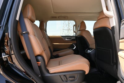 2027 INFINITI QX80 LUXE