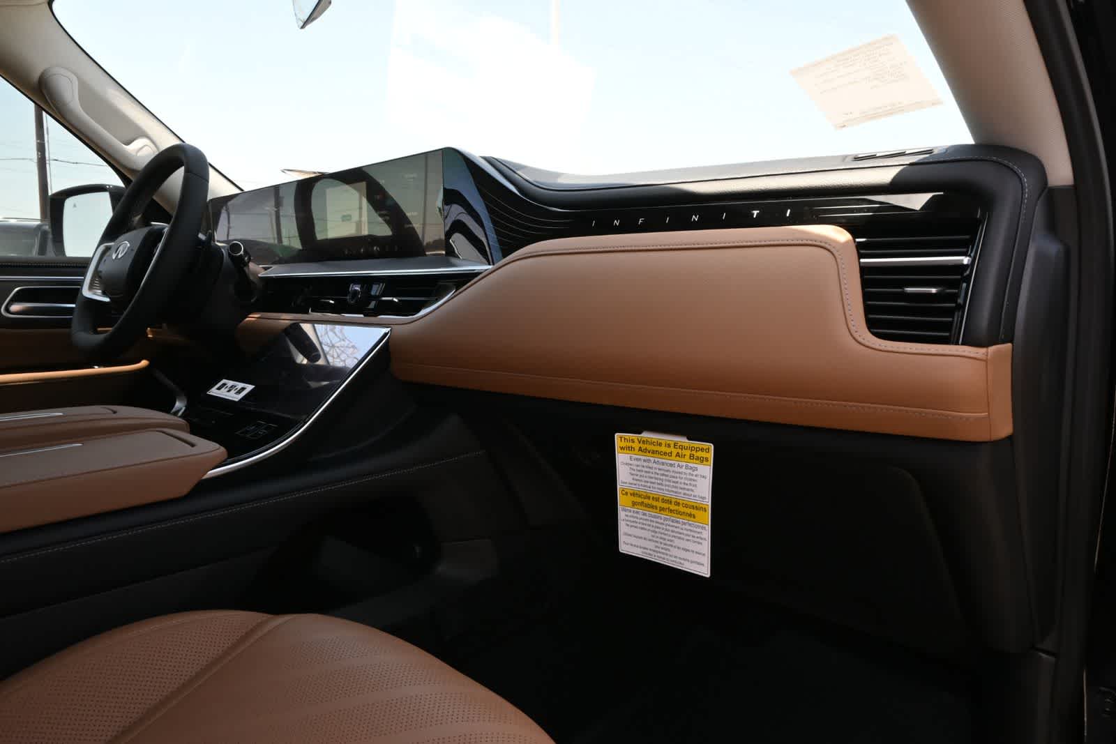 2027 INFINITI QX80 LUXE