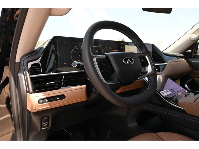 2027 INFINITI QX80 LUXE