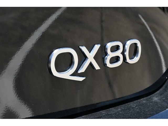 2027 INFINITI QX80 LUXE
