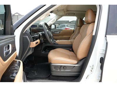 2026 INFINITI QX80 LUXE