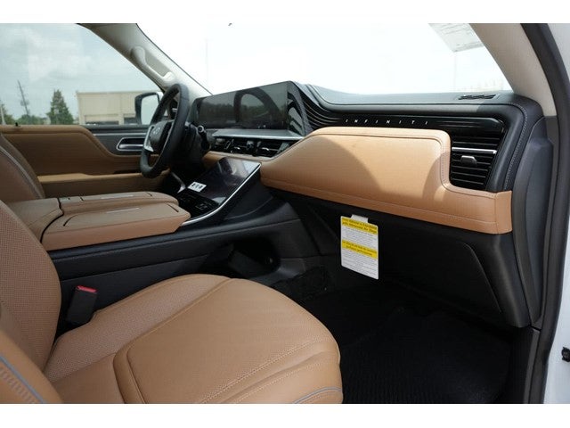 2026 INFINITI QX80 LUXE