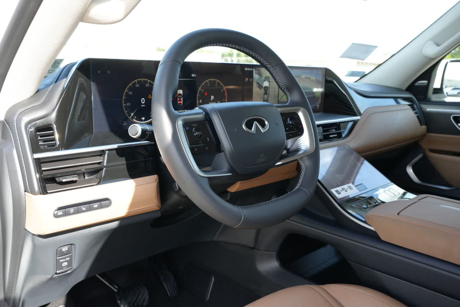 2027 INFINITI QX80 LUXE