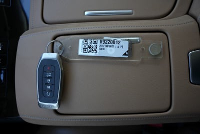 2027 INFINITI QX80 LUXE