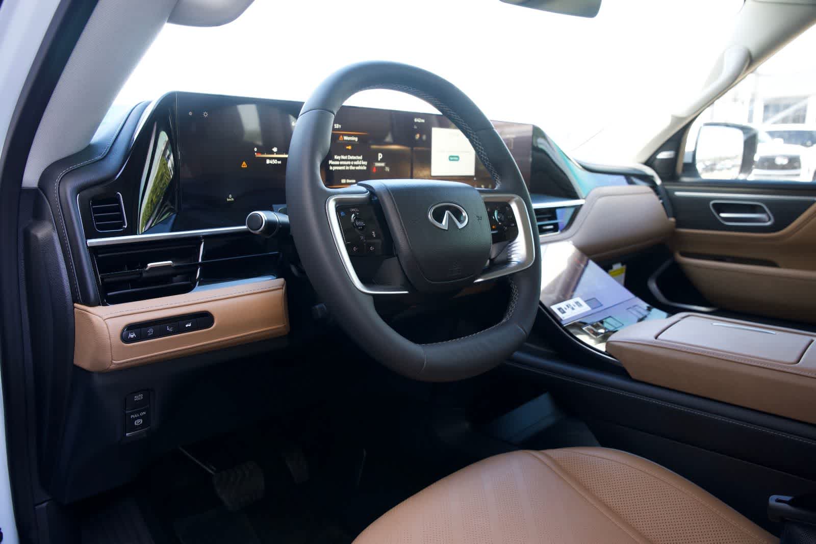 2026 INFINITI QX80 LUXE