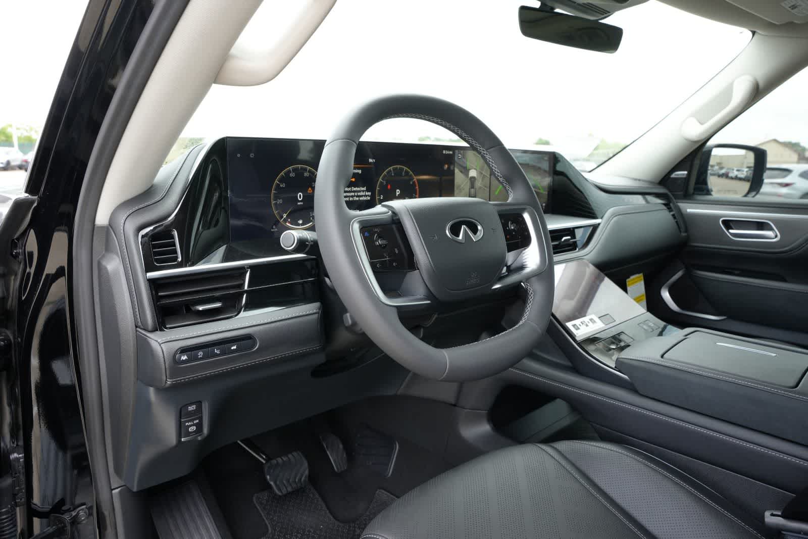 2027 INFINITI QX80 LUXE