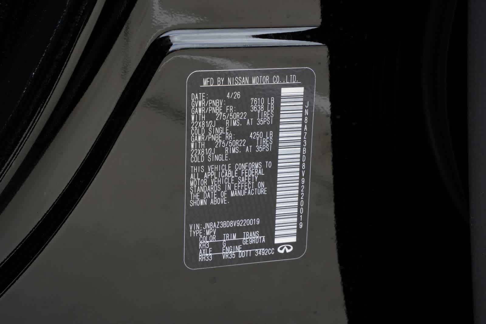 2027 INFINITI QX80 LUXE