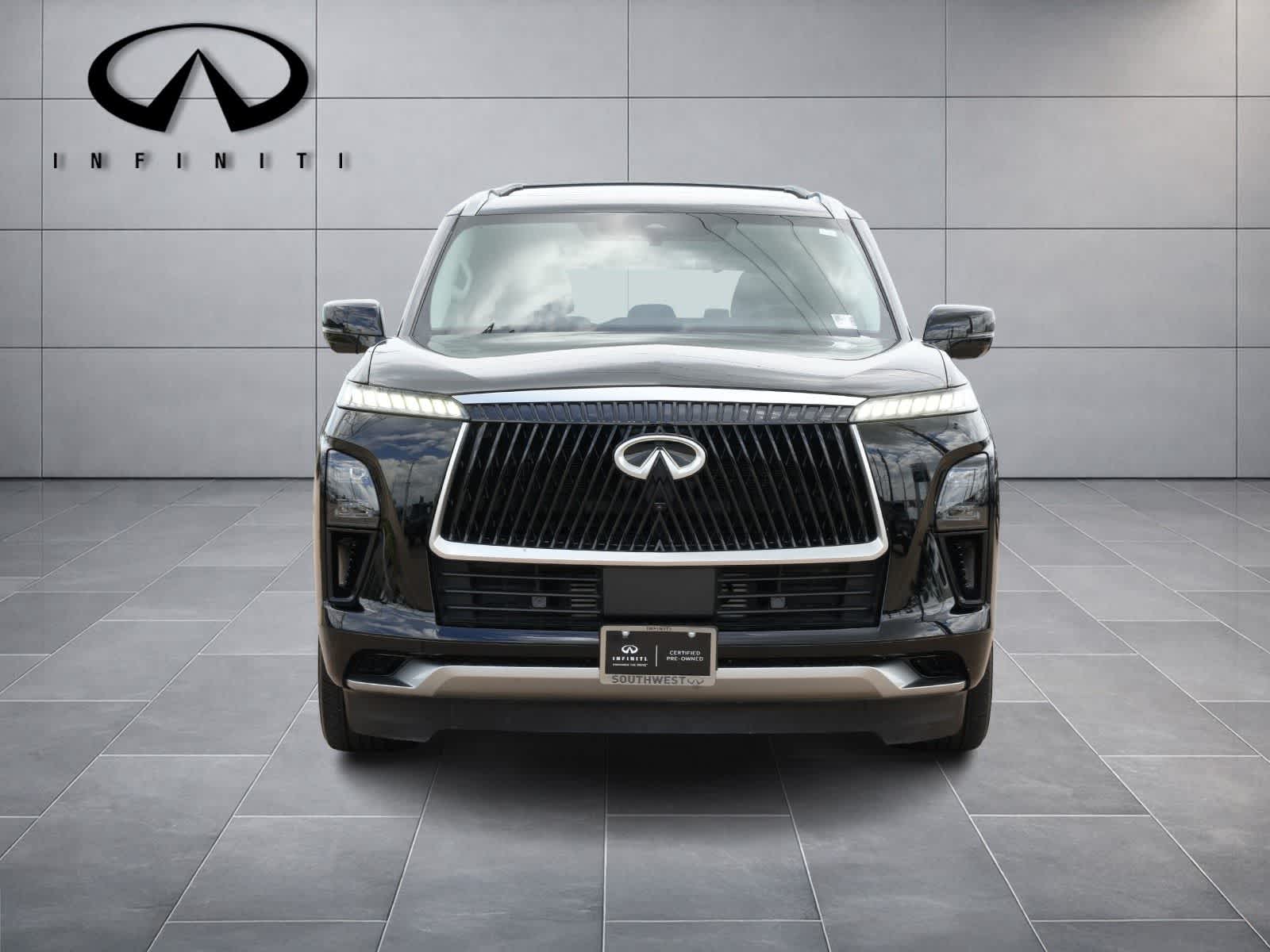 2025 INFINITI QX80 LUXE