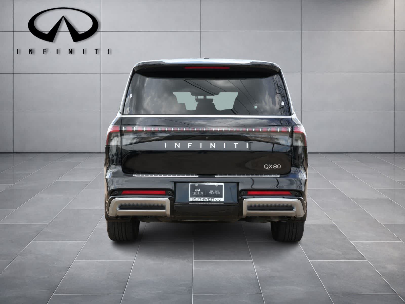 2025 INFINITI QX80 LUXE