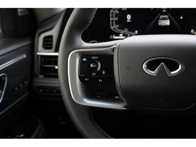 2025 INFINITI QX80 LUXE