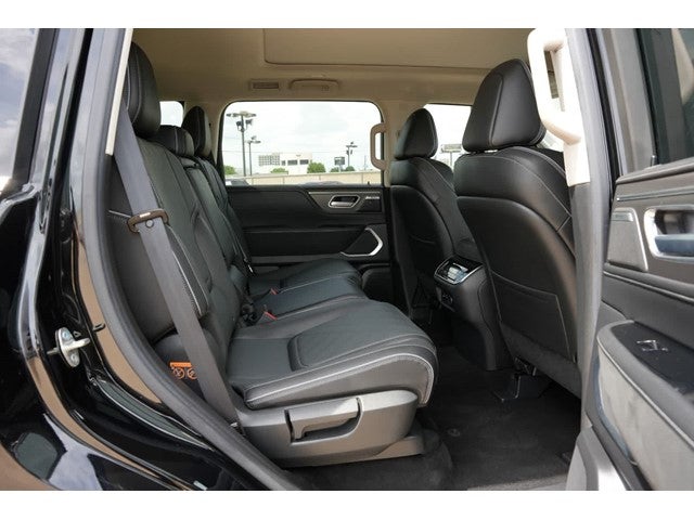 2025 INFINITI QX80 LUXE
