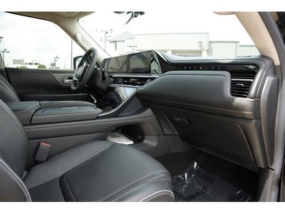 2025 INFINITI QX80 LUXE