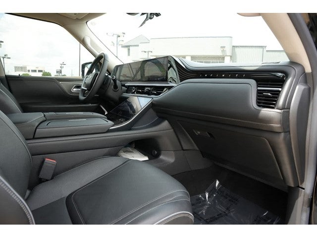 2025 INFINITI QX80 LUXE