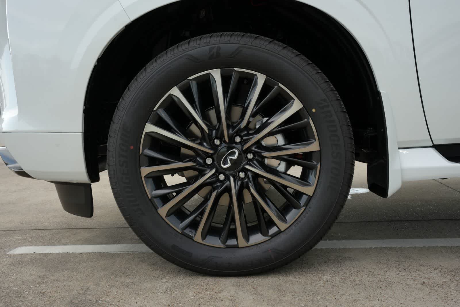 2027 INFINITI QX80 AUTOGRAPH