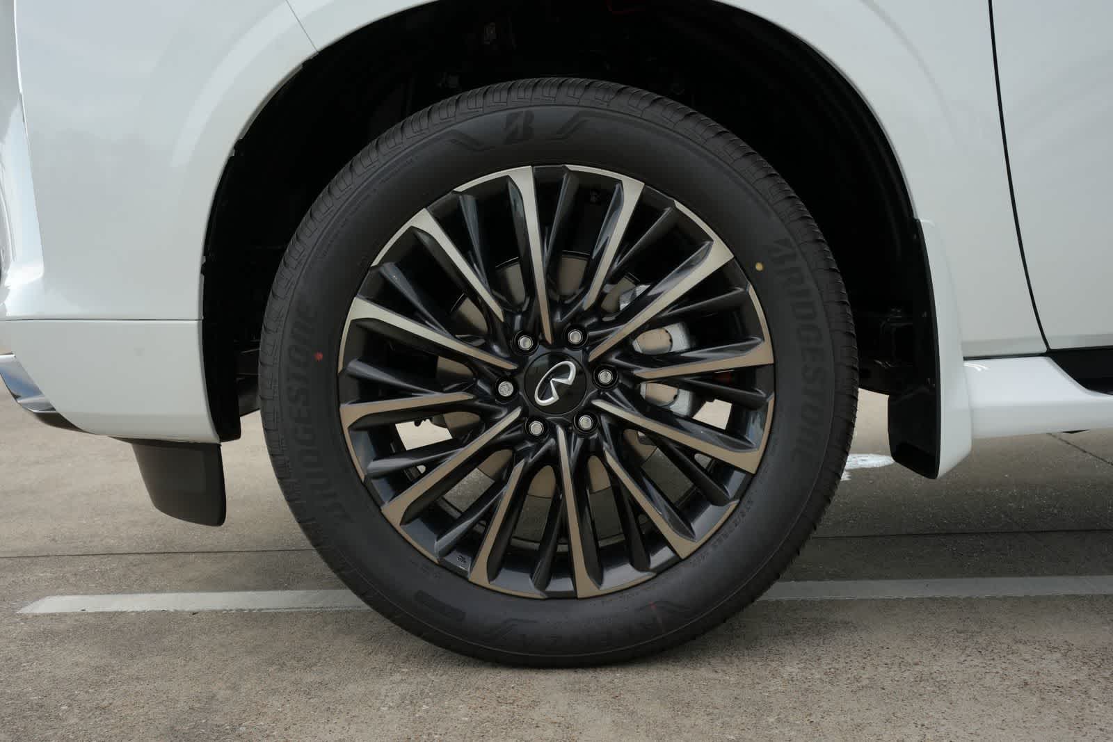 2027 INFINITI QX80 AUTOGRAPH