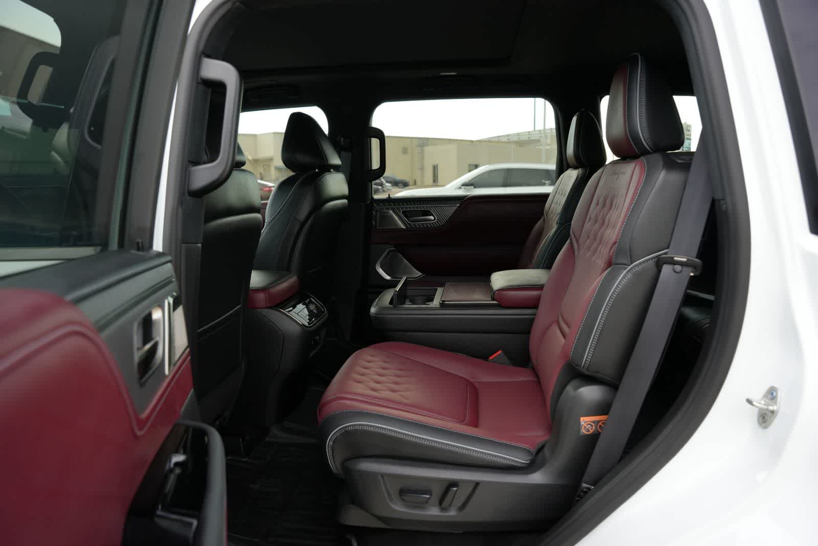 2027 INFINITI QX80 AUTOGRAPH