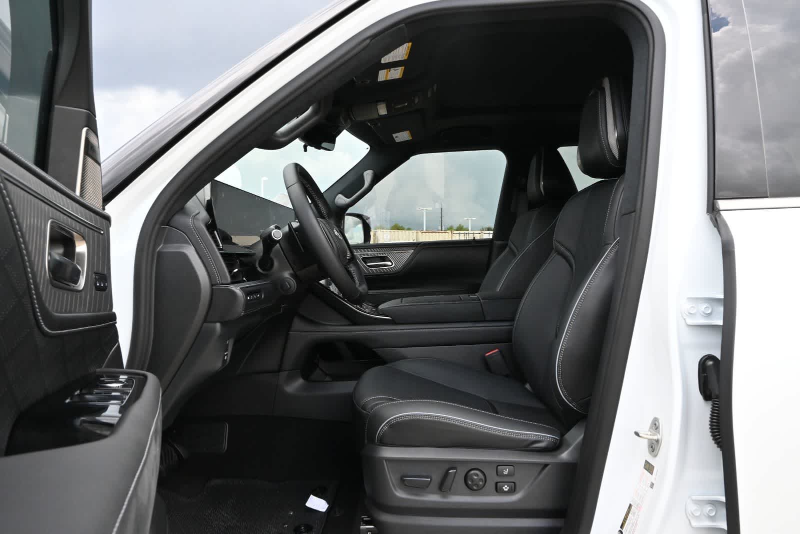 2027 INFINITI QX80 AUTOGRAPH
