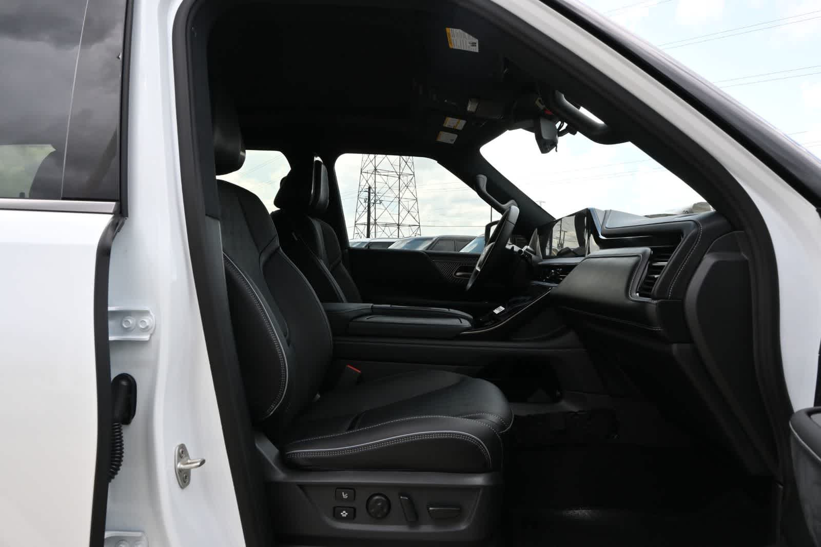 2027 INFINITI QX80 AUTOGRAPH