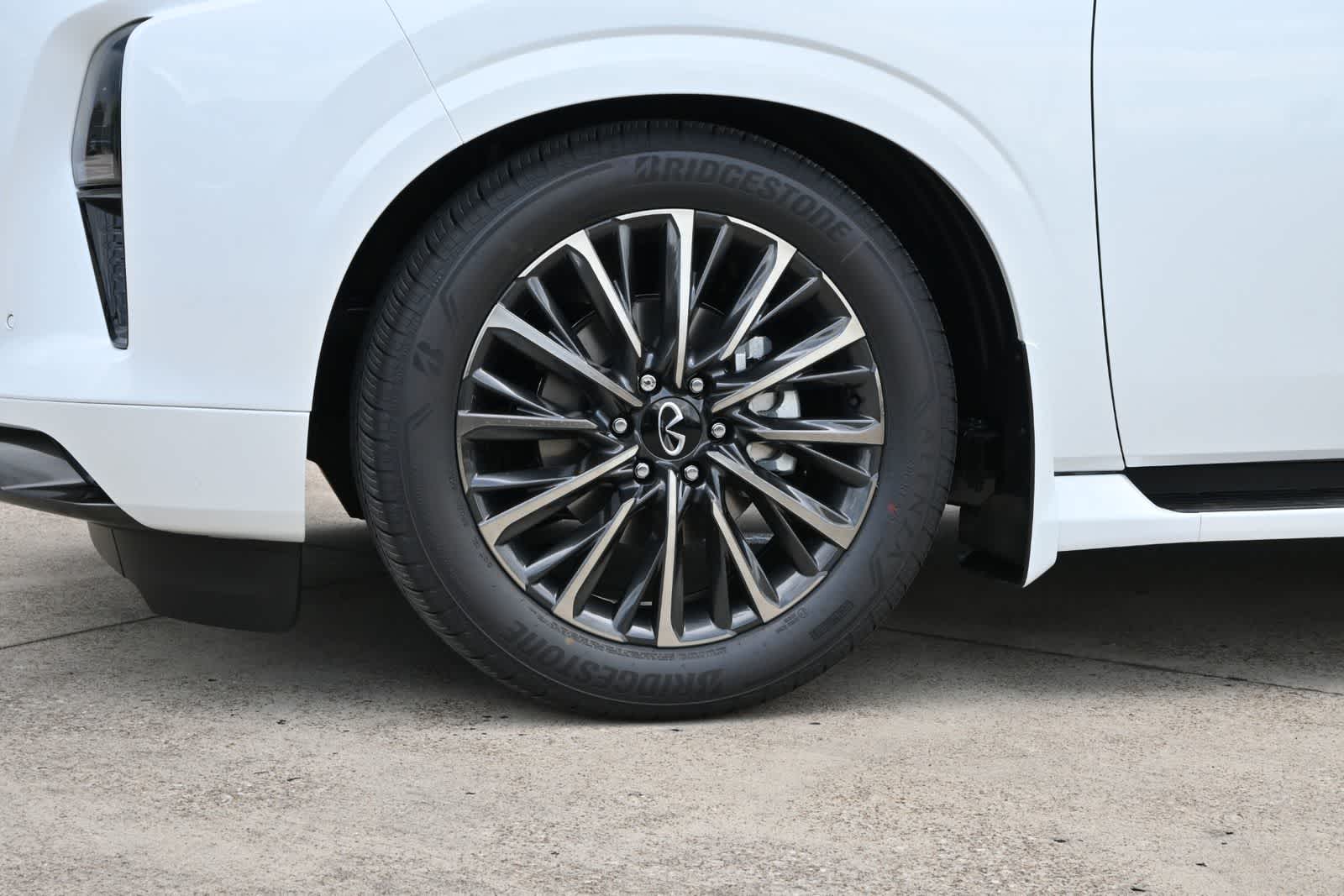 2027 INFINITI QX80 AUTOGRAPH