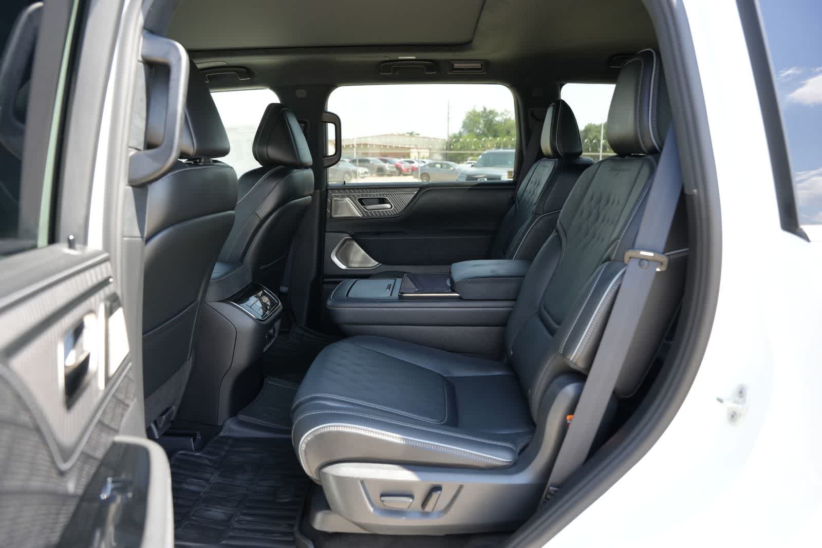 2027 INFINITI QX80 AUTOGRAPH