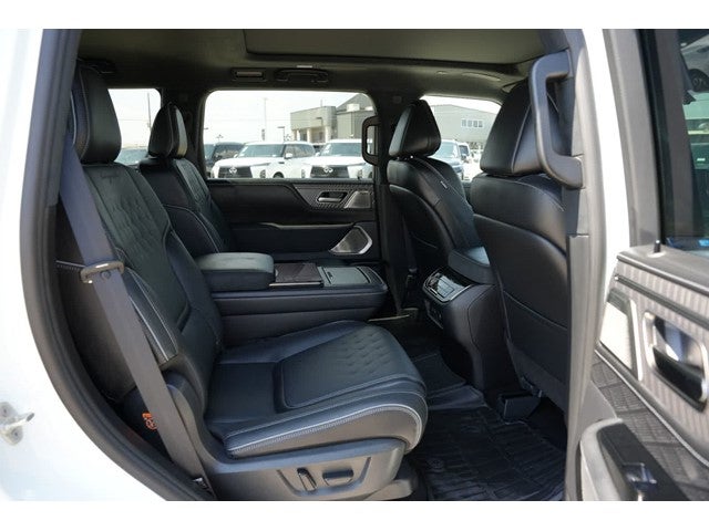 2027 INFINITI QX80 AUTOGRAPH