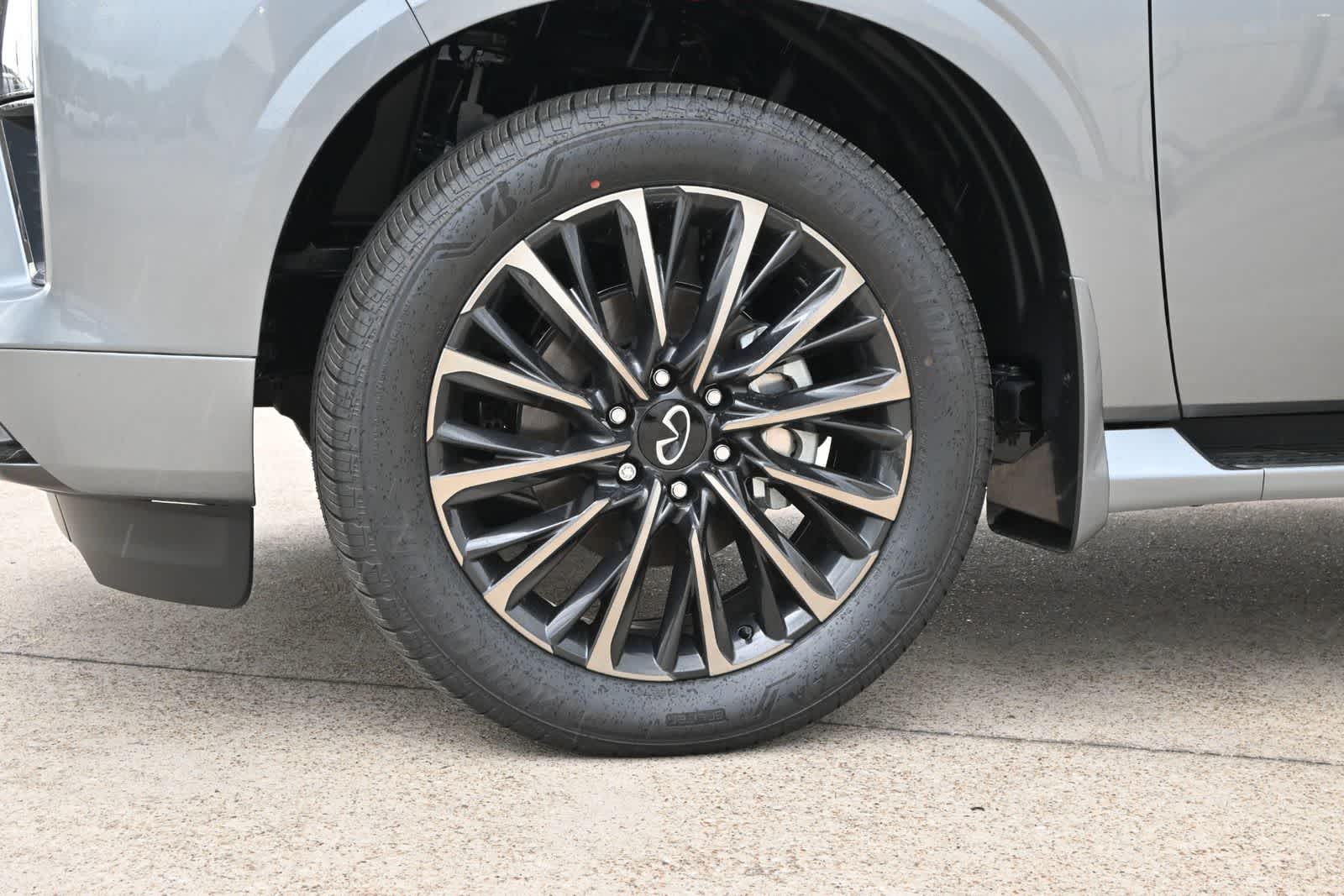 2027 INFINITI QX80 AUTOGRAPH