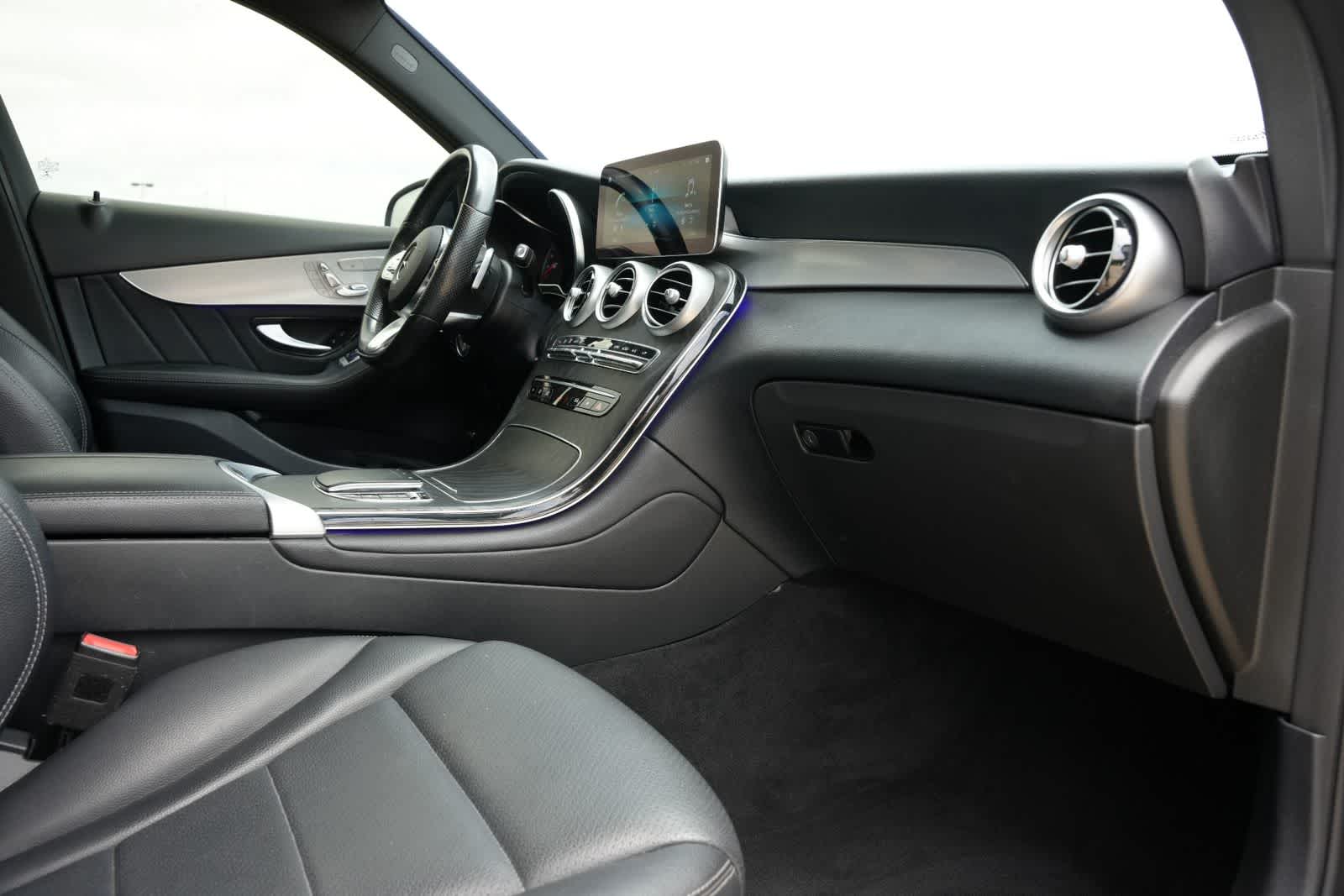 2022 Mercedes-Benz GLC 300 GLC 300