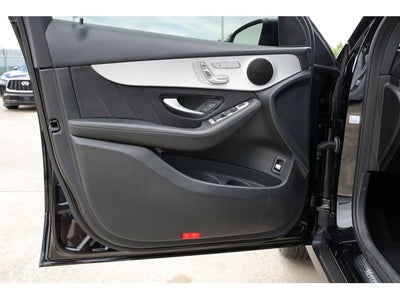 2022 Mercedes-Benz GLC 300 GLC 300