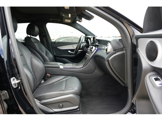 2022 Mercedes-Benz GLC 300 GLC 300