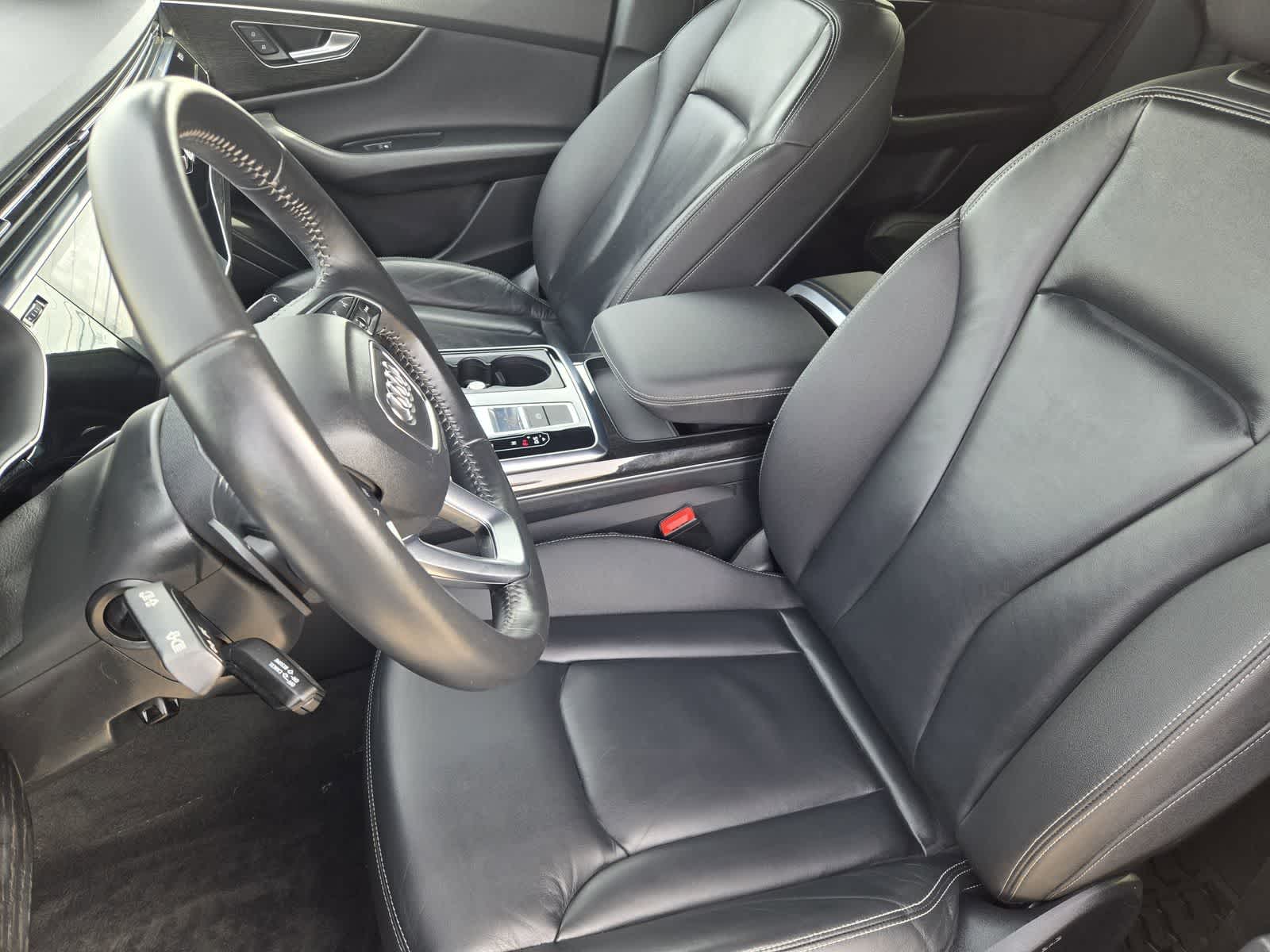 2019 Audi Q8 Premium