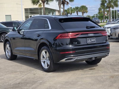 2019 Audi Q8 Premium