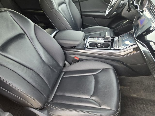 2019 Audi Q8 Premium