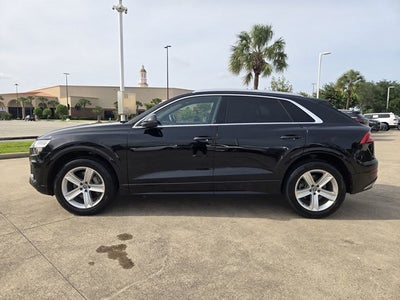 2019 Audi Q8 Premium
