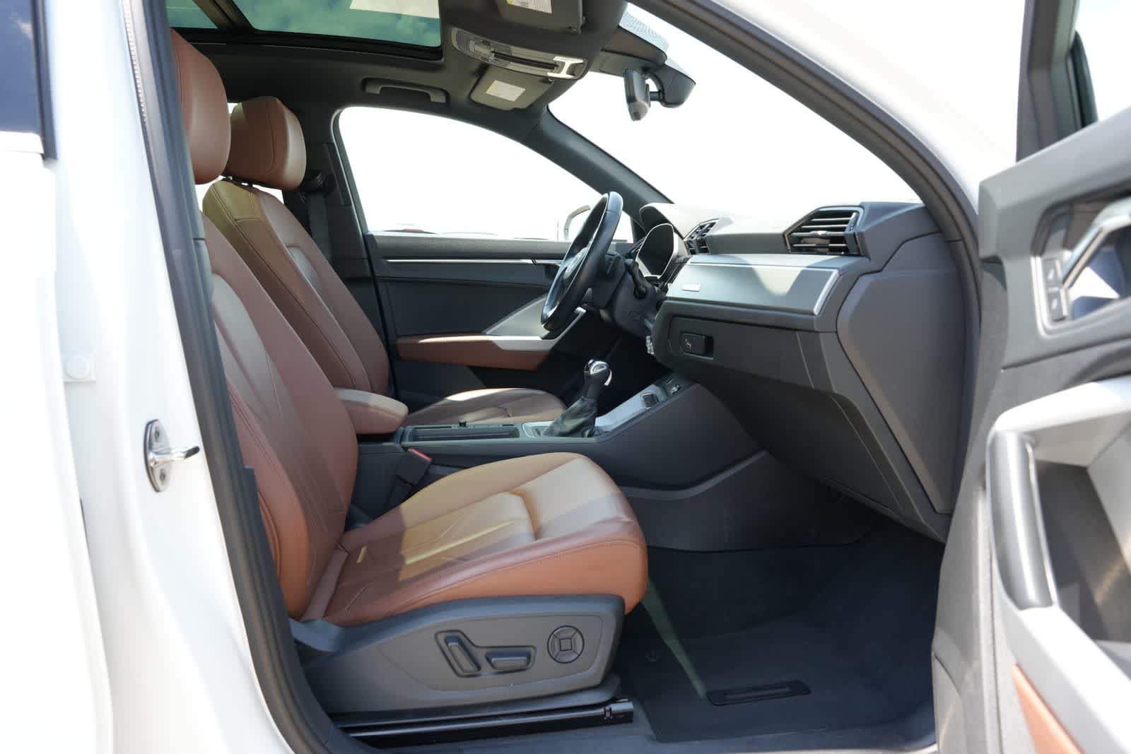 2024 Audi Q3 S line Premium
