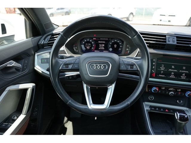 2024 Audi Q3 S line Premium