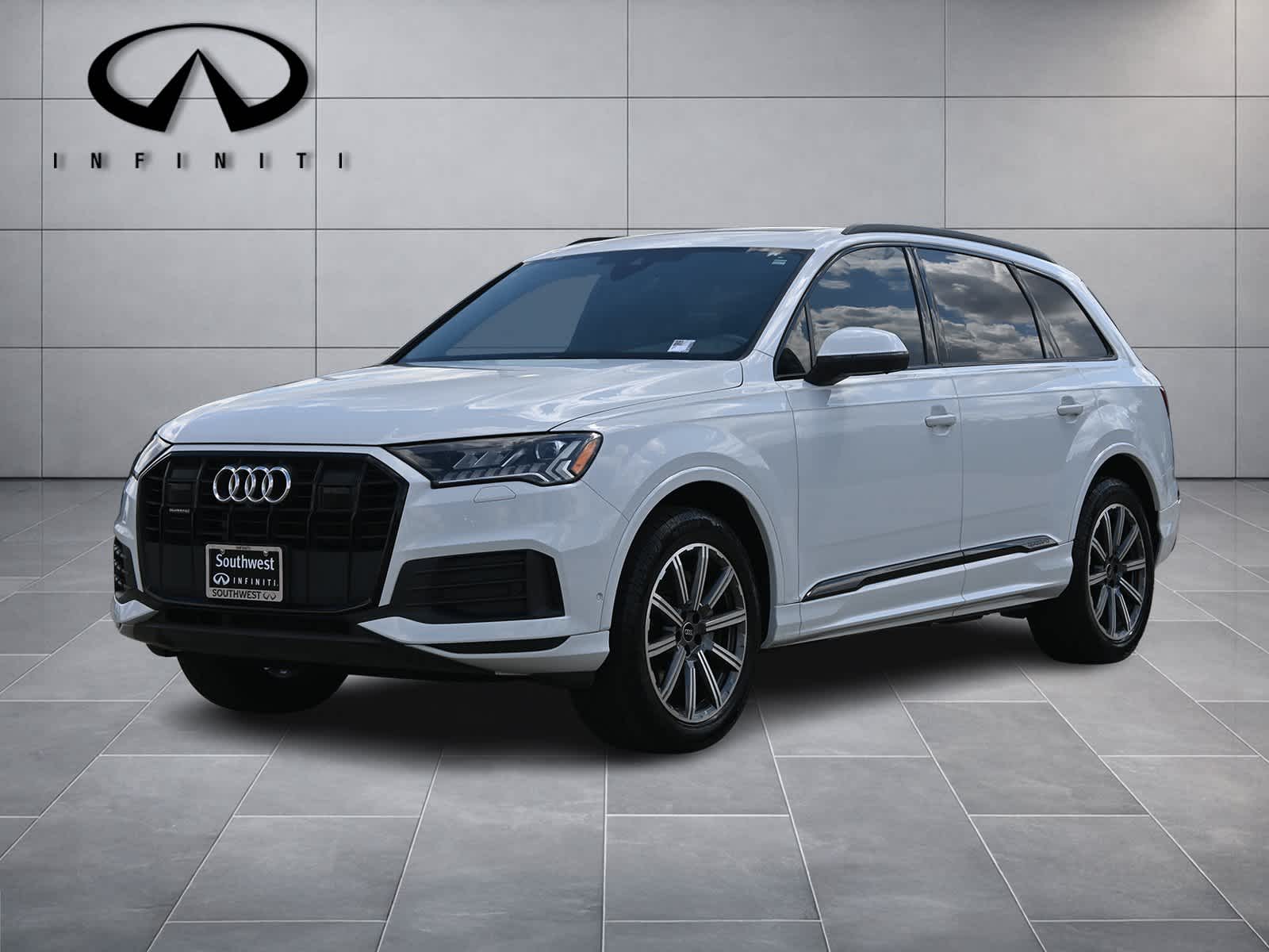 2024 Audi Q7 Premium Plus