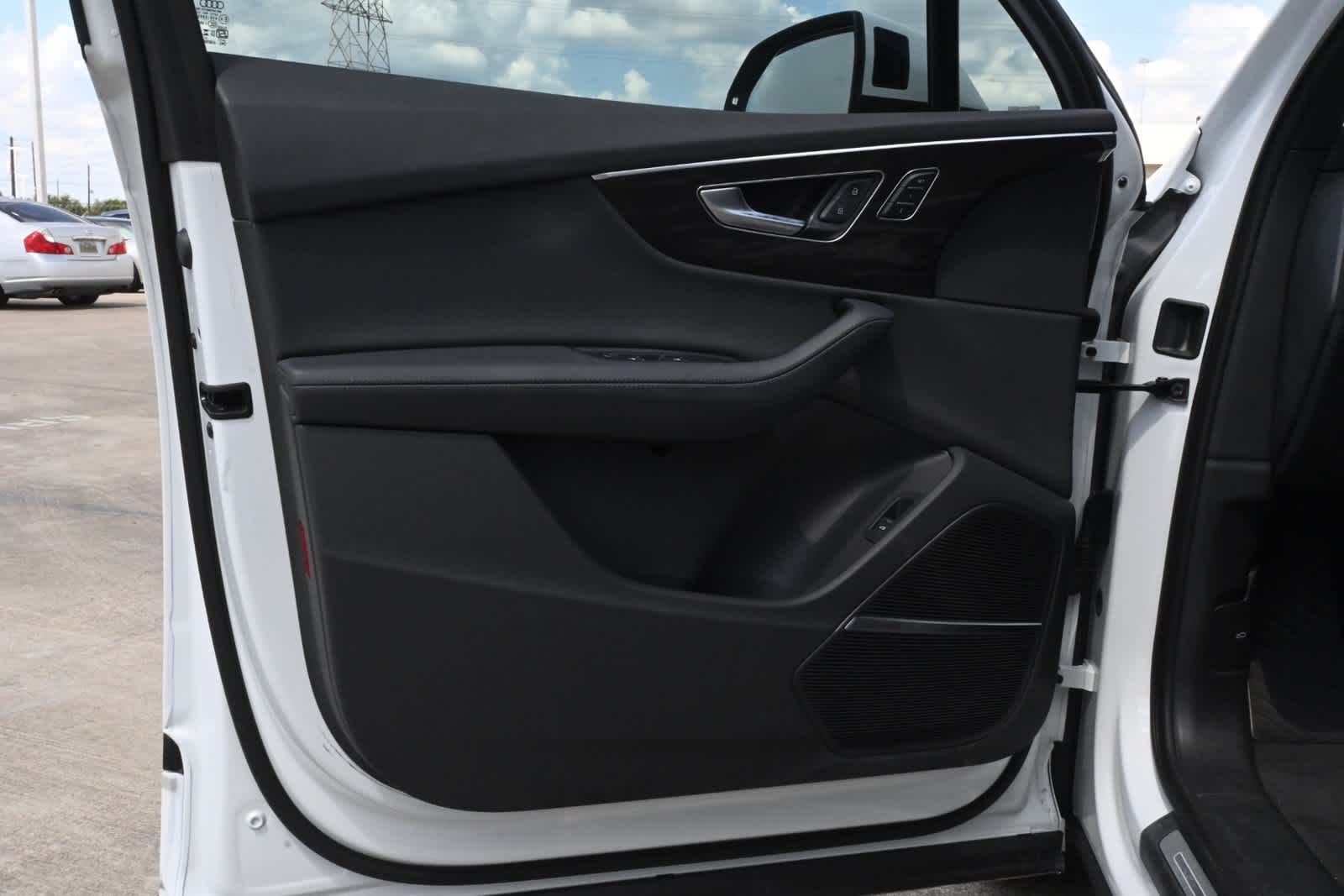 2024 Audi Q7 Premium Plus