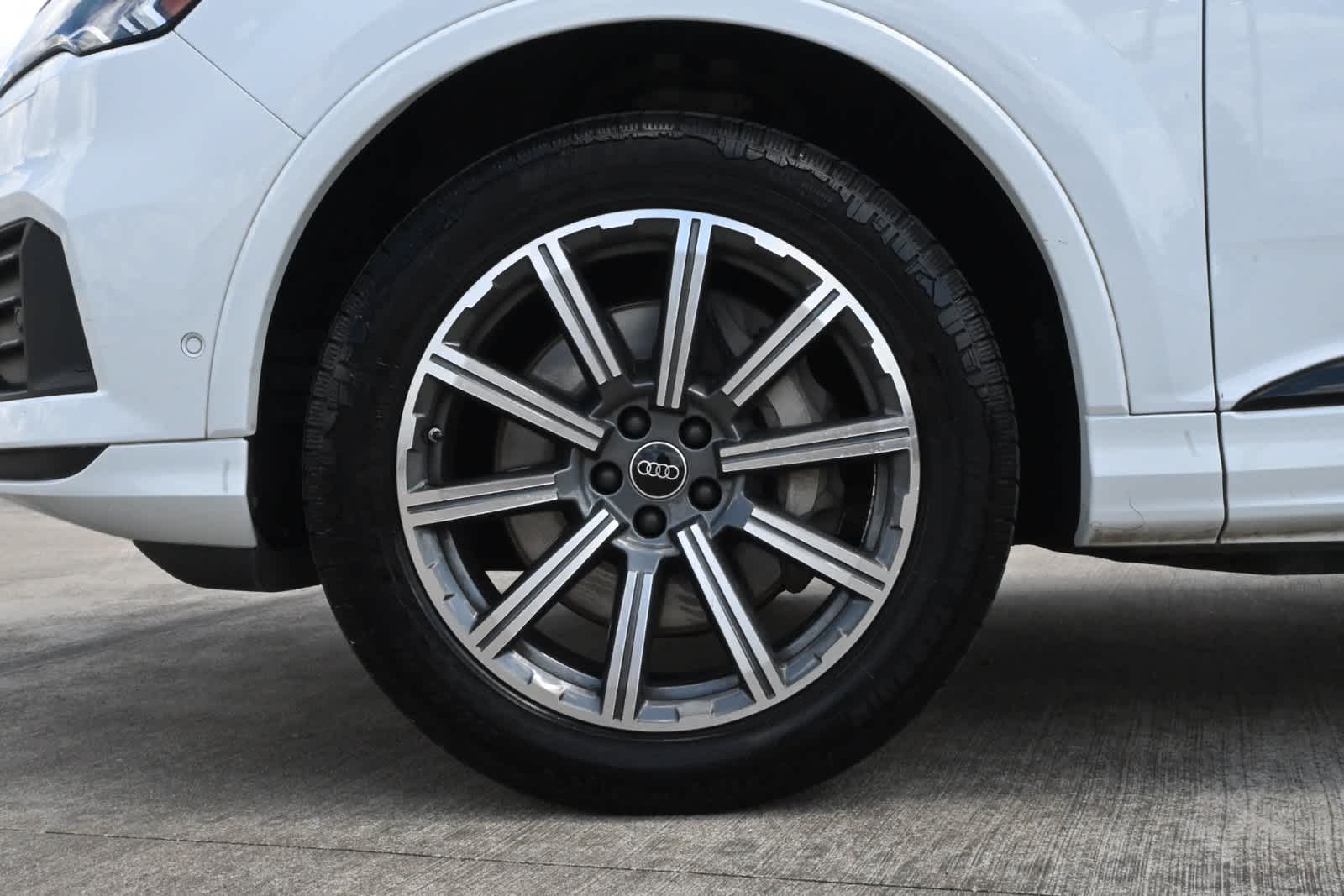 2024 Audi Q7 Premium Plus