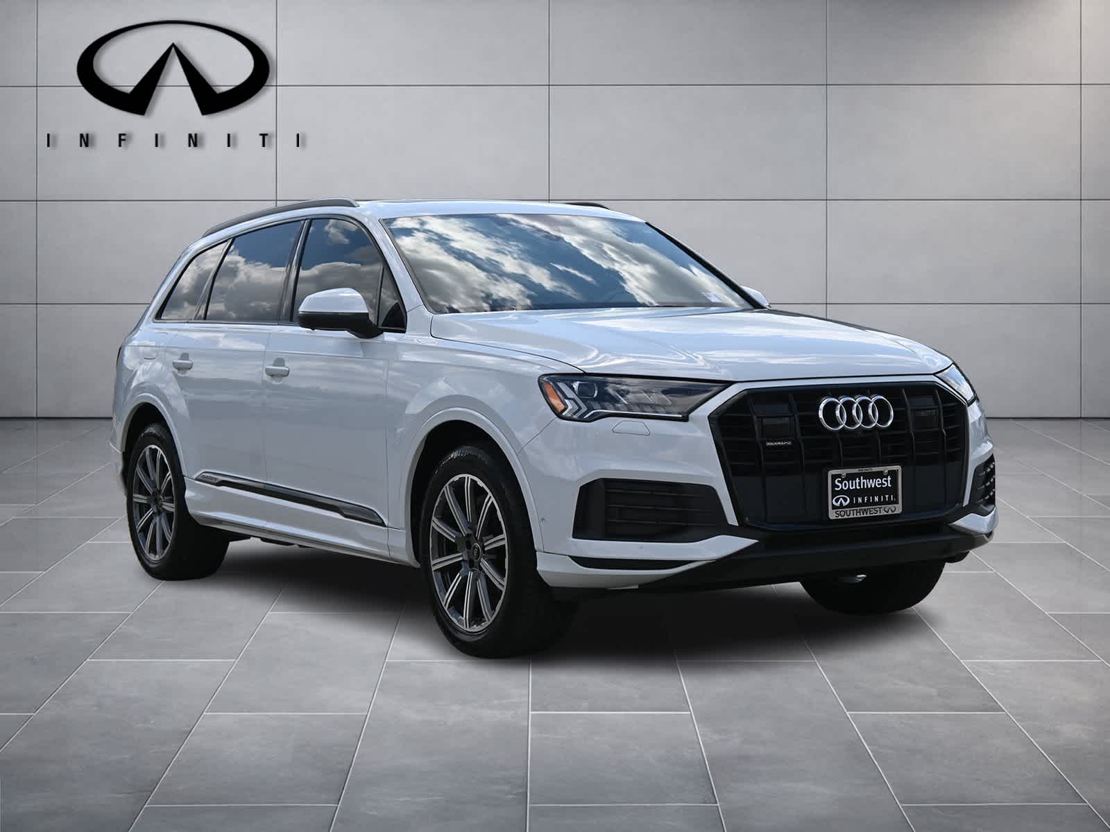 2024 Audi Q7 Premium Plus