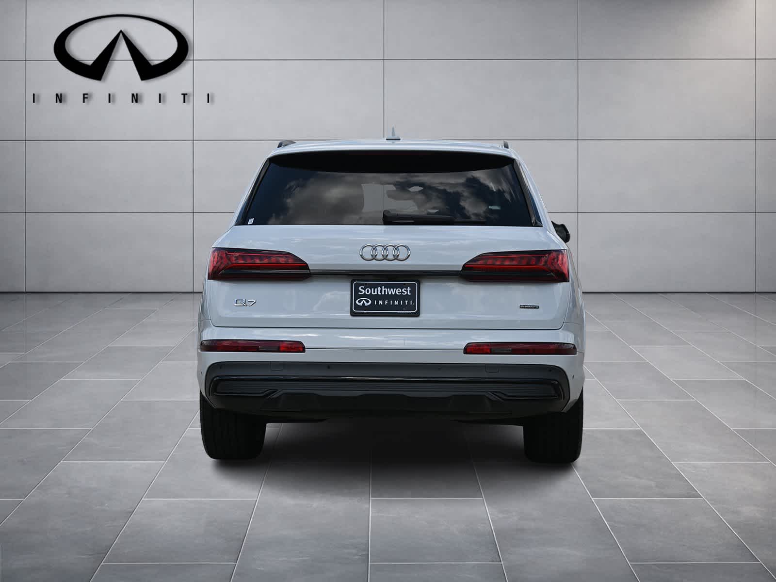 2024 Audi Q7 Premium Plus