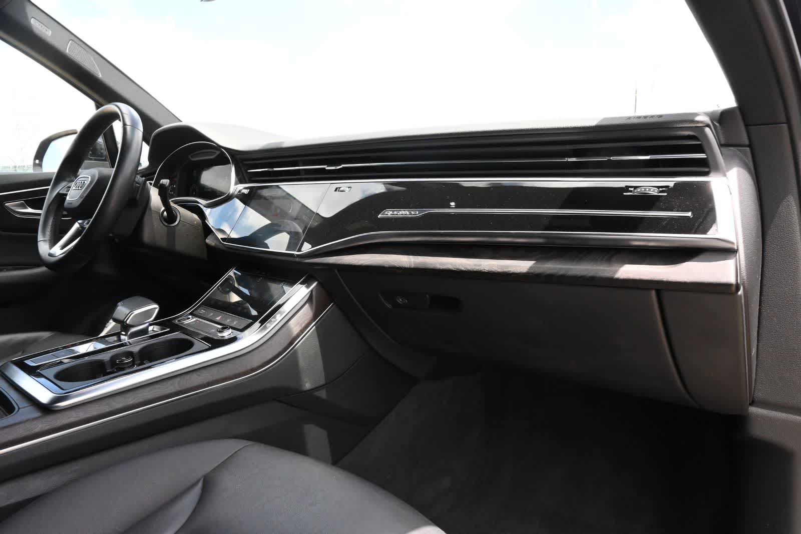 2022 Audi Q7 Premium Plus