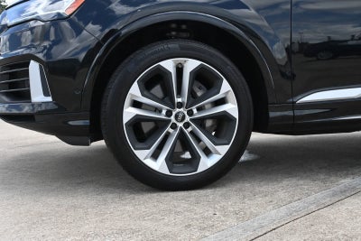 2022 Audi Q7 Premium Plus