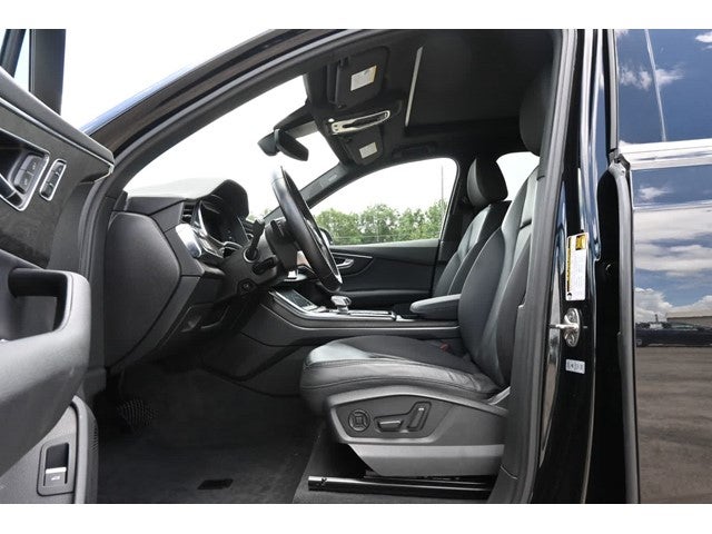 2022 Audi Q7 Premium Plus