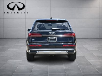2022 Audi Q7 Premium Plus