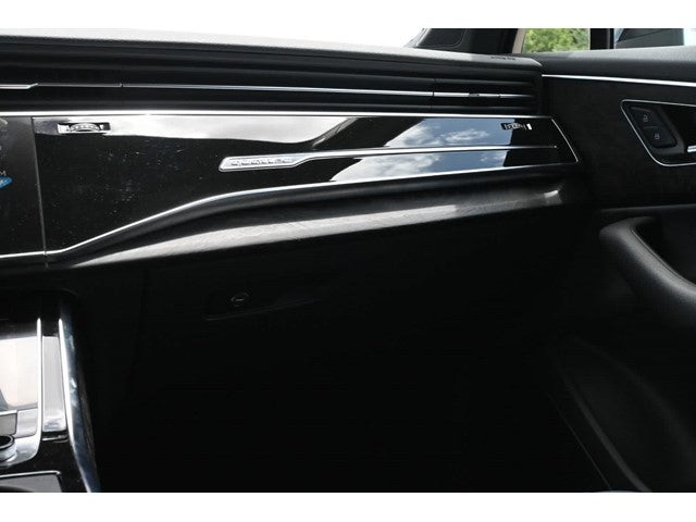 2022 Audi Q7 Premium Plus